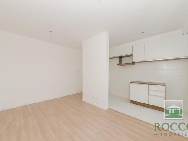 Apartamento 2 quartos e 1 banheiro, à venda, no bairro Colônia Rio Grande em São José Dos Pinhais