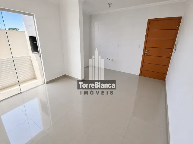 Apartamento com 50m² 2 quartos e 1 banheiro, para alugar, no bairro Uvaranas em Ponta Grossa