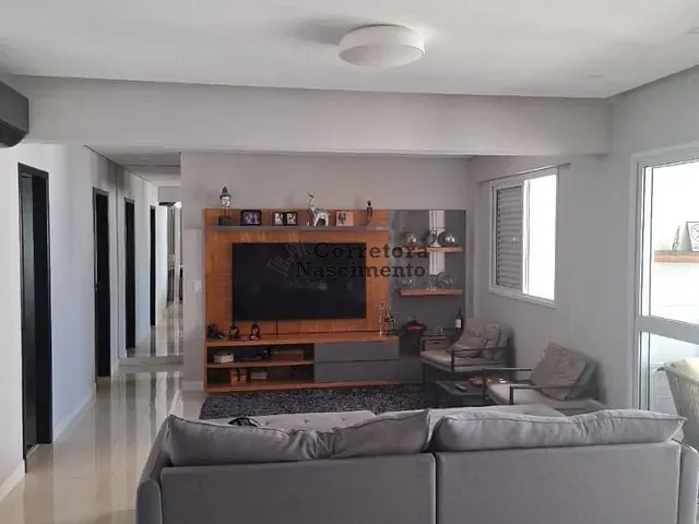 Apartamento à venda, no bairro Jardim das Indústrias em São José dos Campos
