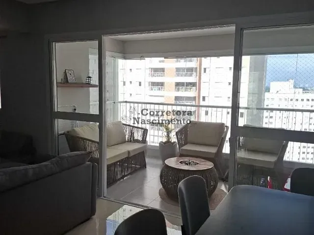 Apartamento à venda, no bairro Jardim das Indústrias em São José dos Campos