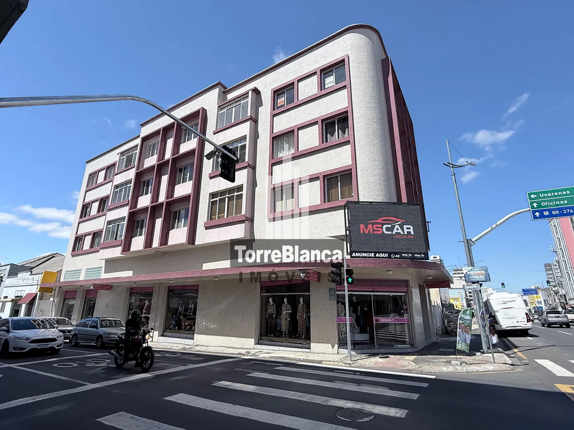 Apartamento, 3 quartos, 180 m² - Foto 1
