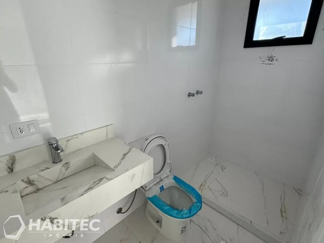Apartamento 3 quartos e 2 banheiros, à venda, no bairro Fanny em Curitiba