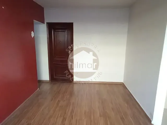 Apartamento 2 quartos e 1 banheiro, à venda ou para alugar, no bairro Madureira em Rio de Janeiro