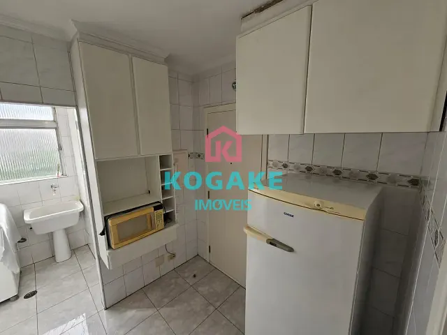 Apartamento 2 quartos e 2 banheiros, à venda ou para alugar, no bairro Centro em São José dos Campos