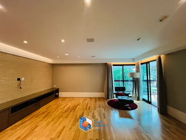 Apartamento com 243m² 4 quartos e 6 banheiros, à venda, no bairro Campo Belo em São Paulo