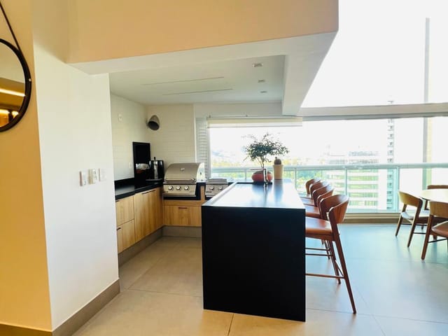Apartamento com 336m² 4 quartos e 6 banheiros, à venda, no bairro Alphaville Empresarial em Barueri