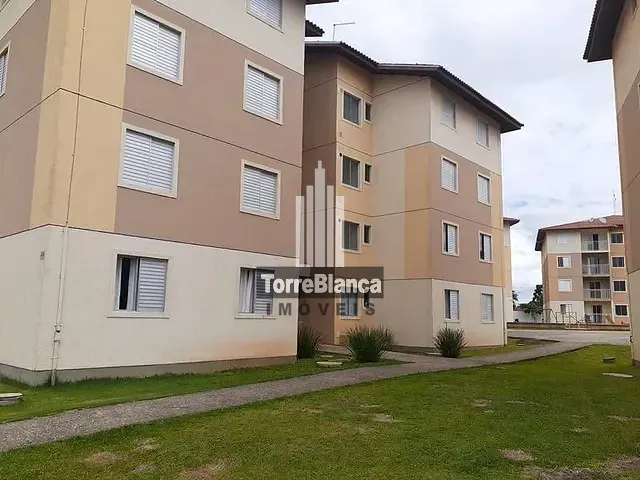 Apartamento com 61m² 2 quartos e 1 banheiro, para alugar, no bairro Uvaranas em Ponta Grossa