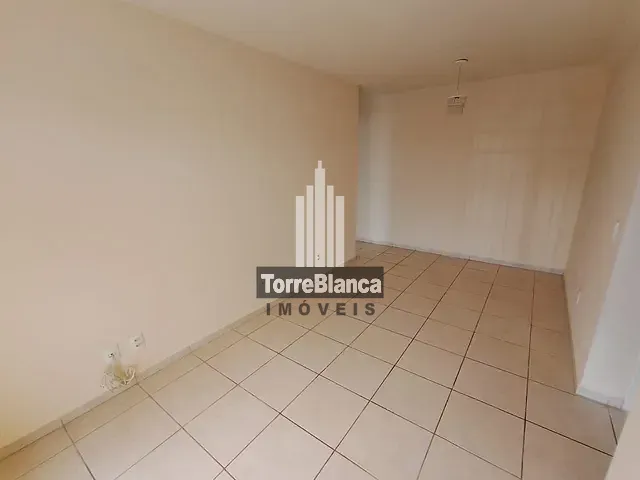 Apartamento com 61m² 2 quartos e 1 banheiro, para alugar, no bairro Uvaranas em Ponta Grossa