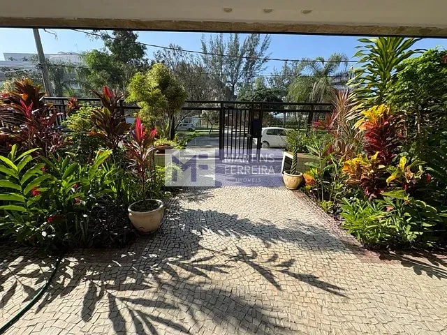 Apartamento com 90m² 2 quartos e 3 banheiros, para alugar, no bairro Recreio dos Bandeirantes em Rio de Janeiro