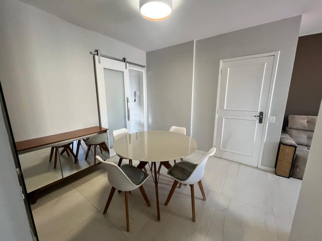 Foto do Apartamento - Apartamento tipo para venda em Centro com 3 quartos, sendo 1 suíte, 93m² | Lares e Andares Imóveis
