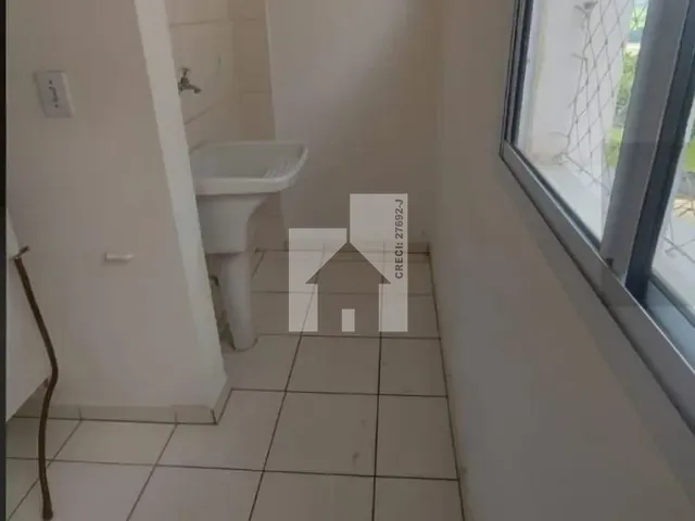 Apartamento 2 quartos e 1 banheiro, para alugar, no bairro Loteamento Parque Industrial em Jundiaí