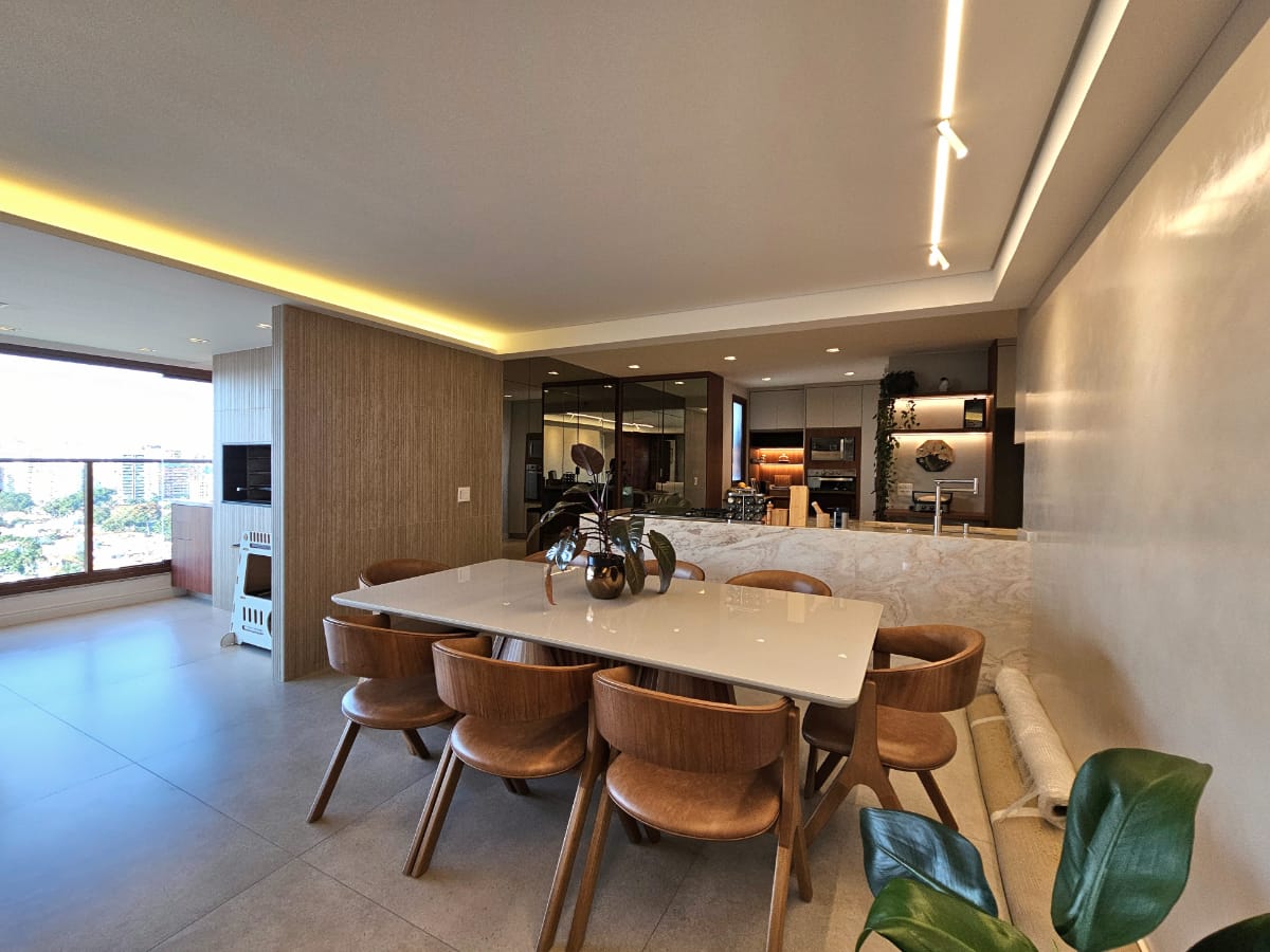 Foto do Apartamento-Apartamento tipo para venda em Campo Belo com 3 quartos, sendo 3 suítes, 146m²