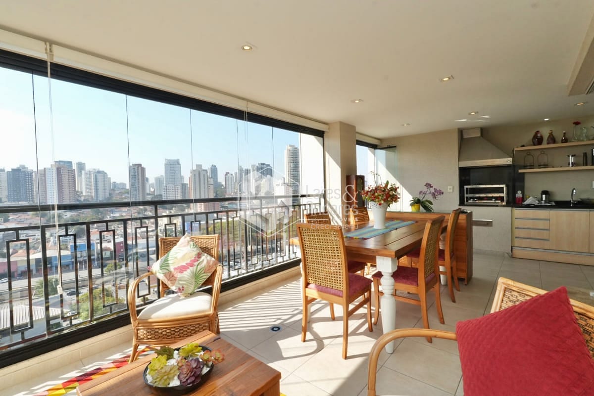 Apartamento, 3 quartos, 140 m² - Foto 1