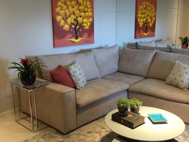 Foto do Apartamento - Apartamento com 2 dormitórios à venda, 84 m² por R$ 940.000,00 - Gleba Palhano - Londrina/PR | Imobiliária GEUM