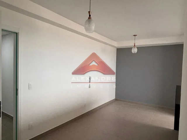 Apartamento com 10m² 2 quartos e 1 banheiro, à venda ou para alugar, no bairro Bairro Floresta em São José Dos Campos