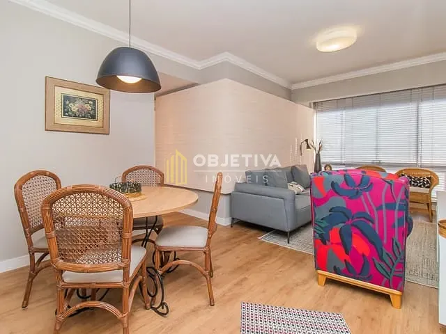 Apartamento com 84m² 3 quartos e 1 banheiro, à venda, no bairro Chácara das Pedras em Porto Alegre