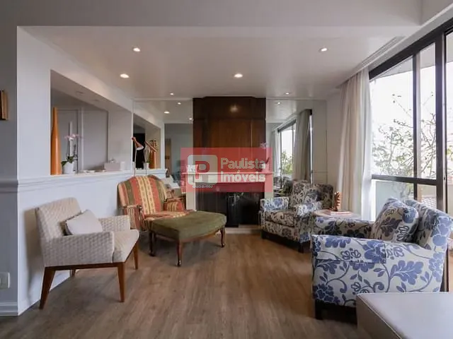 Apartamento com 300m² 3 quartos e 4 banheiros, à venda ou para alugar, no bairro Moema em São Paulo