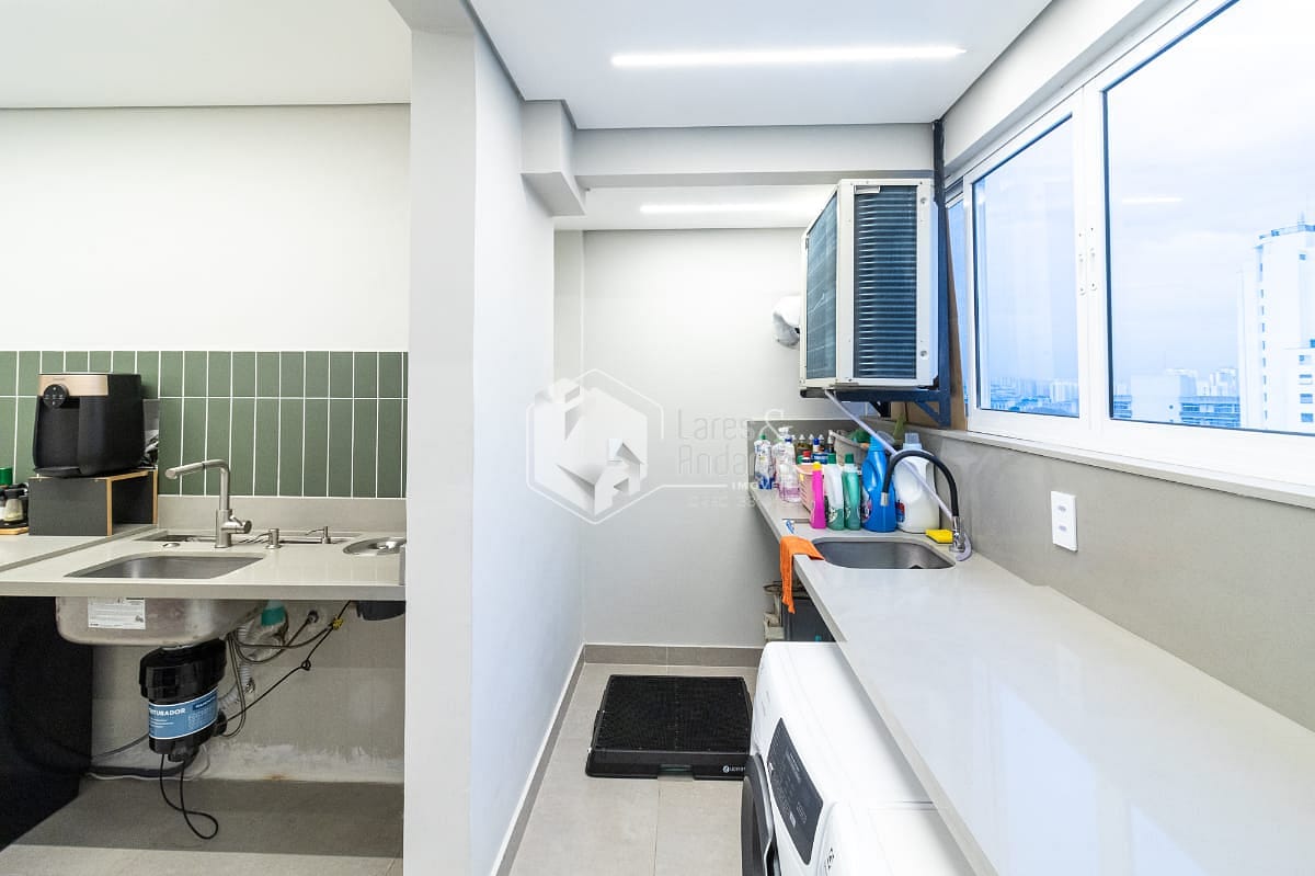 Apartamento à venda com 3 quartos, 135m² - Foto 12