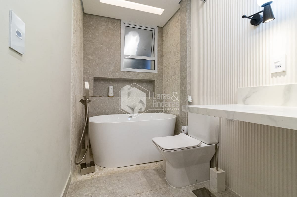 Apartamento à venda com 3 quartos, 135m² - Foto 19