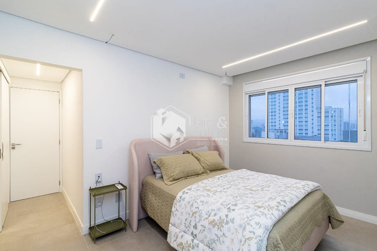 Apartamento à venda com 3 quartos, 135m² - Foto 15