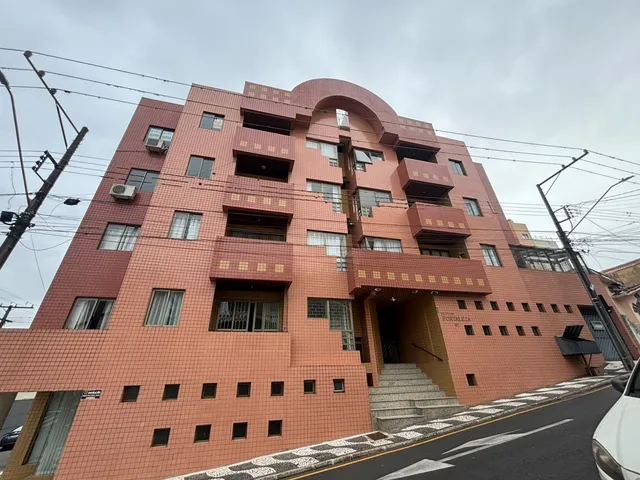 Locação - Apartamento Mobiliado com 2 quartos, 1 vaga, Cozinha Planejada, Ed. Fortaleza - Centro, Ponta Grossa.
