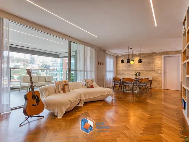 Apartamento com 200m² 3 quartos e 5 banheiros, à venda, no bairro Sumaré em São Paulo
