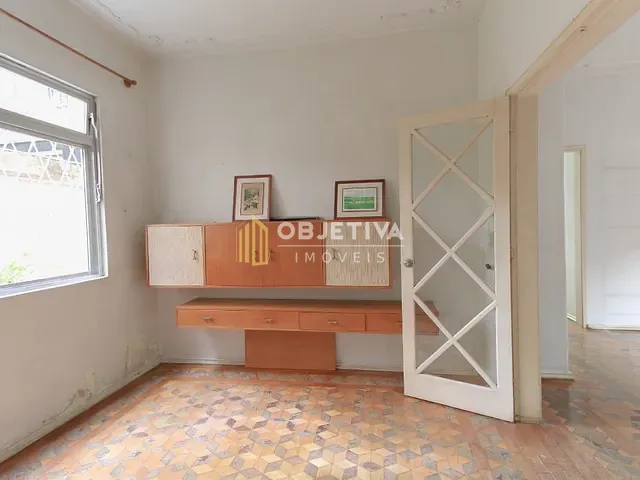 Apartamento com 110m² 3 quartos e 2 banheiros, à venda, no bairro Floresta em Porto Alegre
