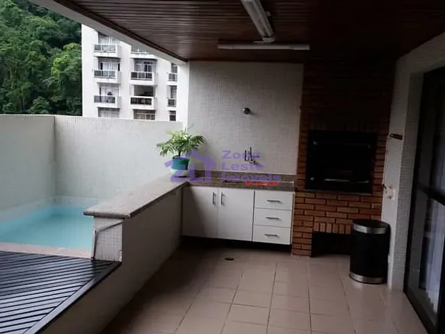 Apartamento com 230m² 3 quartos e 4 banheiros, à venda, no bairro Barra Funda em Guarujá