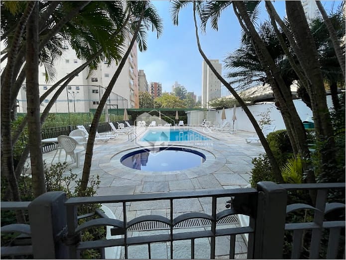 Apartamento à venda com 2 quartos, 80m² - Foto 21