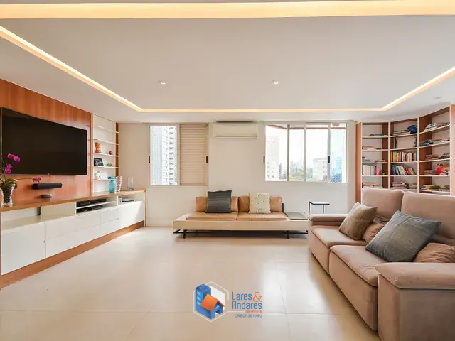Apartamento com 204m² 2 quartos e 3 banheiros, à venda, no bairro Pinheiros em São Paulo