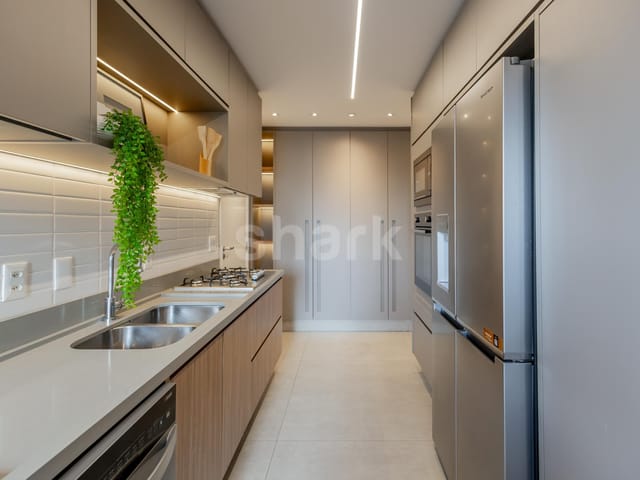 Apartamento 4 quartos e 6 banheiros, à venda, no bairro Green Valley Alphaville em Barueri