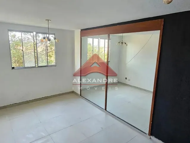 Apartamento com 10m² 3 quartos e 1 banheiro, para alugar, no bairro Residencial Tatetuba em São José Dos Campos
