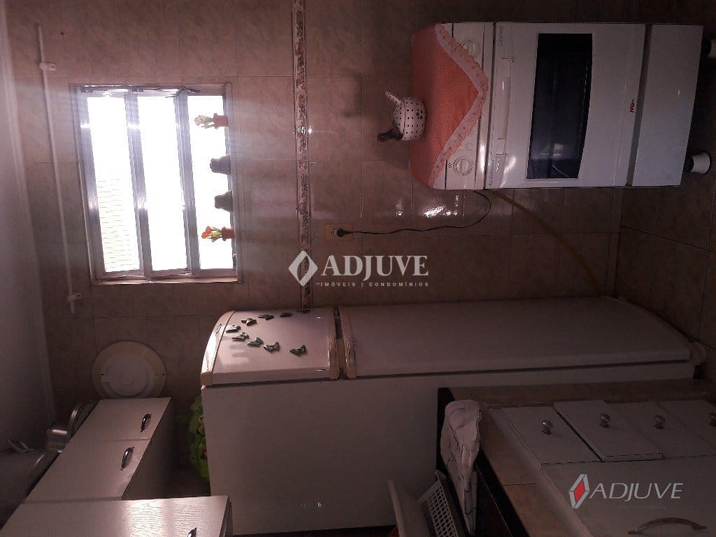 Apartamento à venda com 2 quartos, 10m² - Foto 13