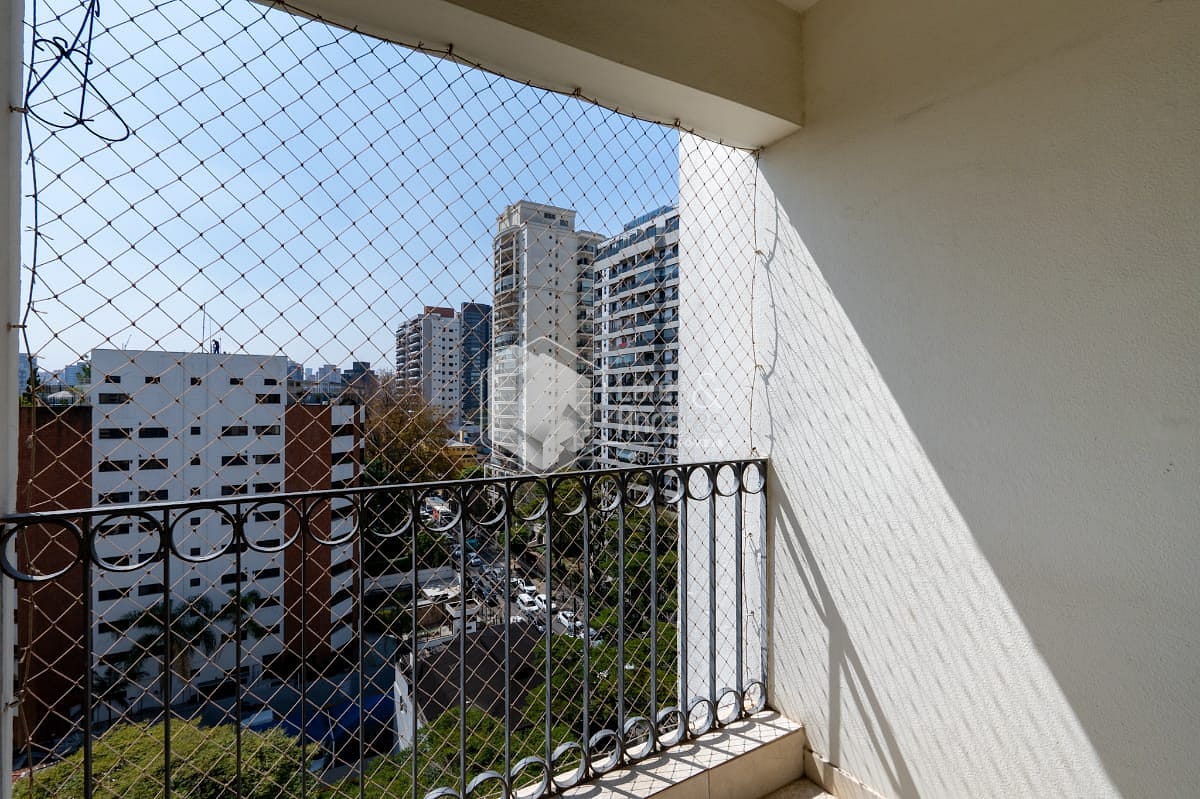 Apartamento à venda com 2 quartos, 66m² - Foto 11
