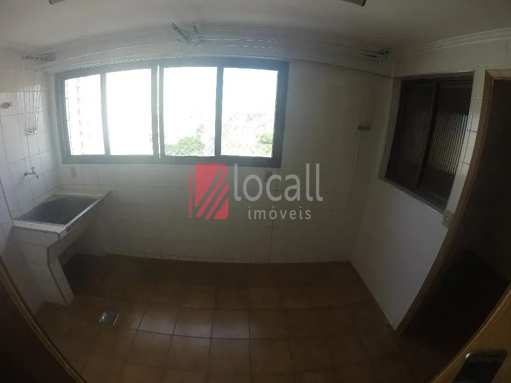 Apartamento com 3 quartos à venda, 130m² — foto 3 de 20