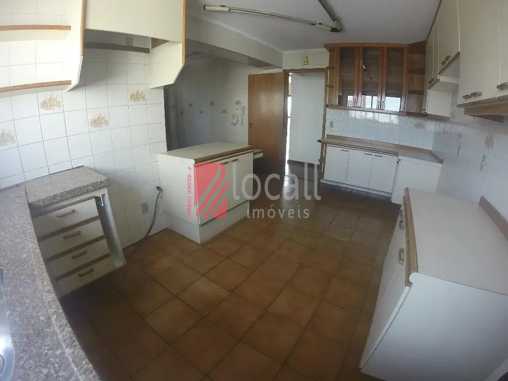 Apartamento com 3 quartos à venda, 130m² — foto 17 de 20