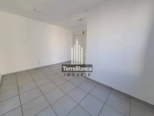 Apartamento 2 quartos e 1 banheiro, à venda, no bairro Jardim Maria Celina em Londrina