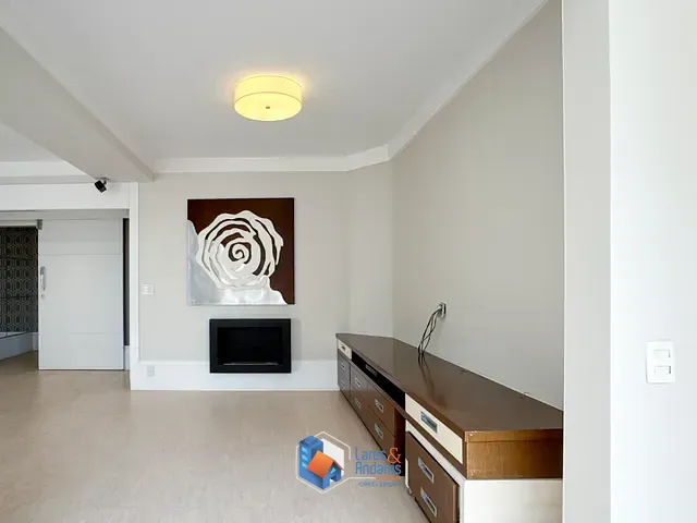 Apartamento com 198m² 3 quartos e 3 banheiros, à venda, no bairro Brooklin em São Paulo