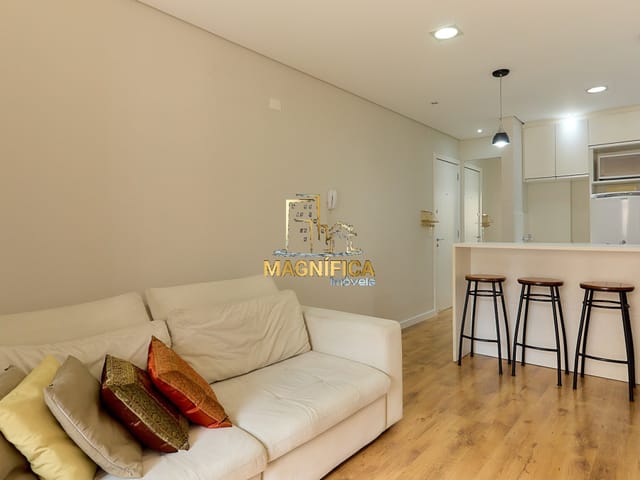 Apartamento 2 quartos e 1 banheiro, à venda, no bairro Bigorrilho em Curitiba
