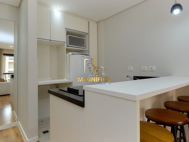 Apartamento 2 quartos e 1 banheiro, à venda, no bairro Bigorrilho em Curitiba