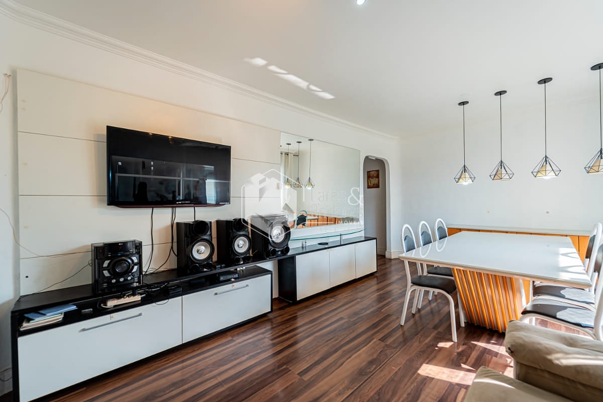 Apartamento à venda com 3 quartos, 90m² - Foto 1