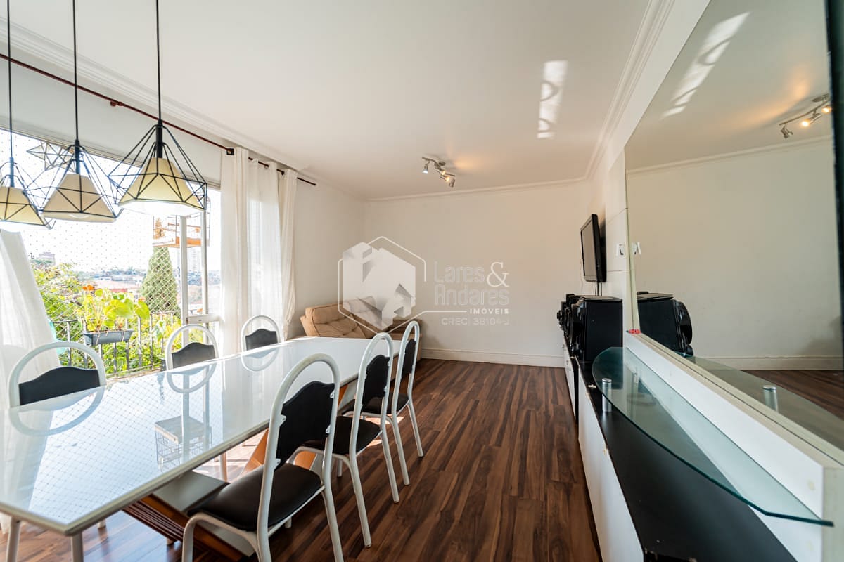 Apartamento à venda com 3 quartos, 90m² - Foto 2