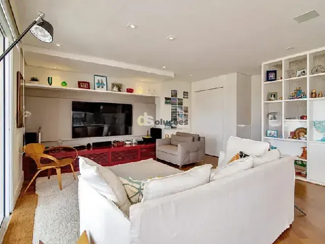 Apartamento 2 quartos e 4 banheiros, à venda, no bairro Vila Nova Conceição em São Paulo