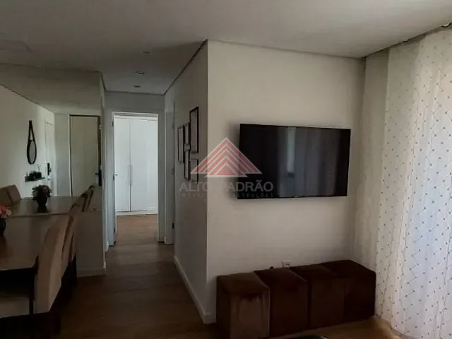 Apartamento 2 quartos e 1 banheiro, à venda, no bairro Vila Noêmia em Mauá