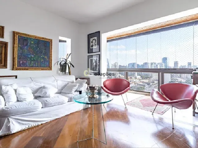 Apartamento 3 quartos e 3 banheiros, à venda, no bairro Vila Nova Conceição em São Paulo