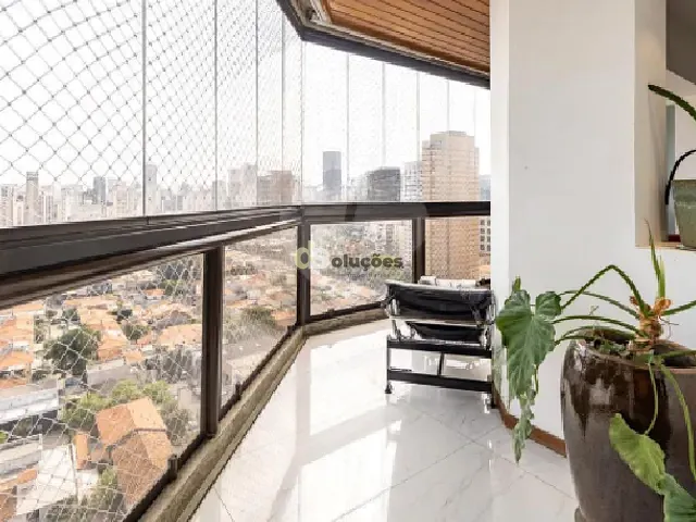 Apartamento 3 quartos e 3 banheiros, à venda, no bairro Vila Nova Conceição em São Paulo