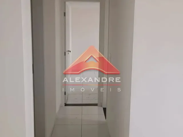 Apartamento com 10m² 2 quartos e 1 banheiro, para alugar, no bairro Vila Tesouro em São José Dos Campos