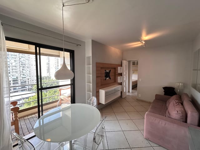 Foto do Apartamento - Apartamento tipo para venda em Vila Uberabinha com 2 quartos, sendo 1 suíte, 65m² | Lares e Andares Imóveis