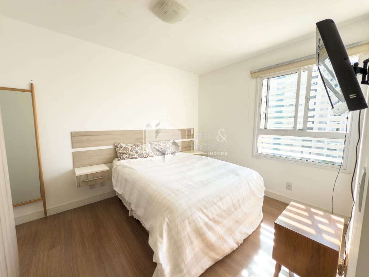 Apartamento à venda com 2 quartos, 61m² - Foto 18