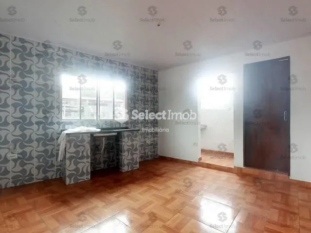Apartamento com 50m² 1 quarto e 1 banheiro, para alugar, no bairro Jardim Zaira em Mauá